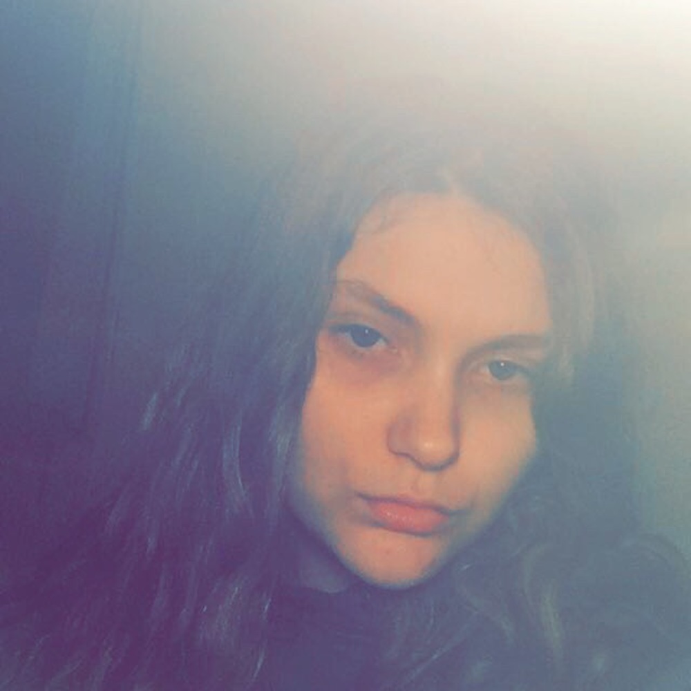 Meet your Posher, Alicia